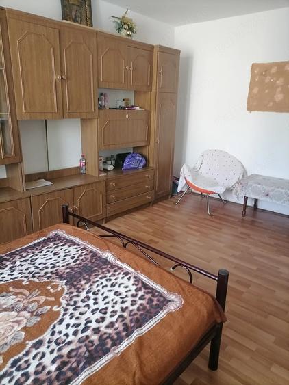 Garsonieră semidecomandată în Precista
