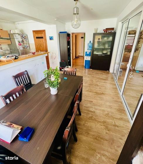 Apartament cu 3 camere în Sud