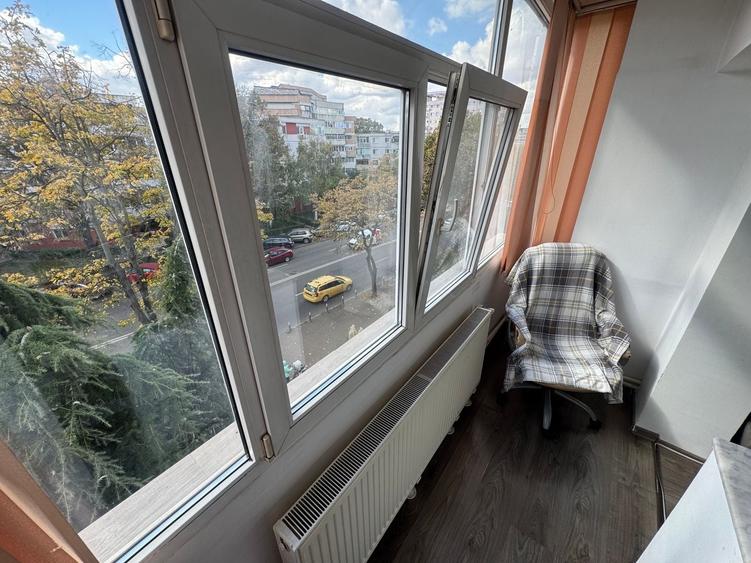 Apartament cu 2 camere decomandat, mobilat în Dacia