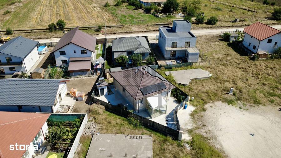 Casă cu 3 camere cu Teren 354 Mp în Agigea