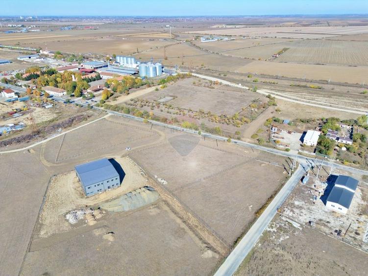Teren Construcții intravilan de 4800 mp, în Vladimirescu