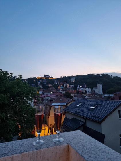 Garsonieră decomandată în Central
