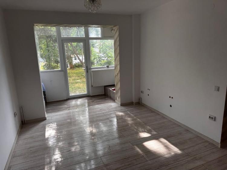 Apartament cu 2 camere semidecomandat în Ultracentral