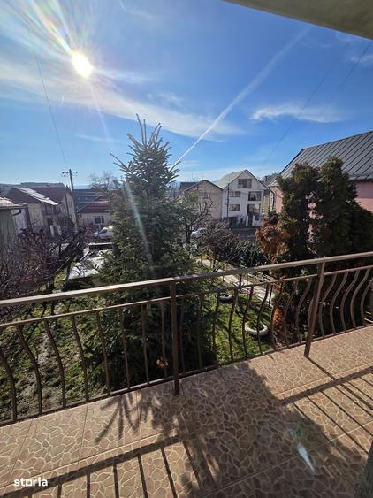 Apartament cu 3 camere în Dâmbul Rotund