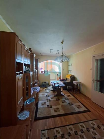 Apartament cu 2 camere decomandat în Astra