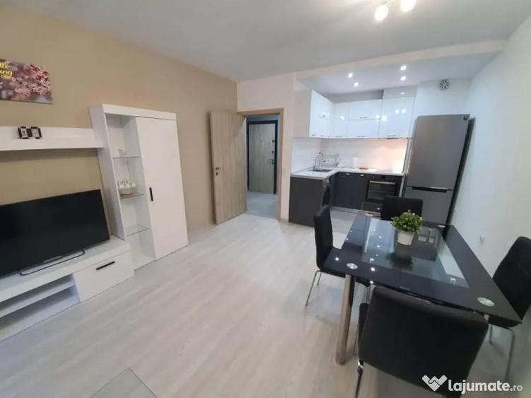 Apartament cu 2 camere decomandat în Steaua