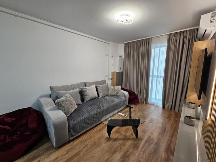 Apartament cu 2 camere decomandat în Rahova