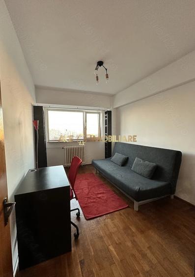 Apartament cu 3 camere decomandat, mobilat în Titulescu
