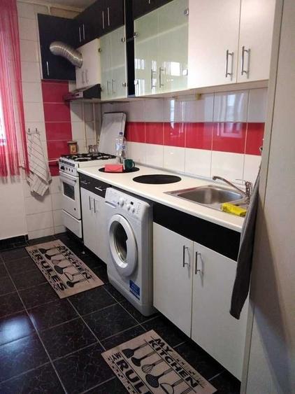 Apartament cu 2 camere decomandat în Colentina