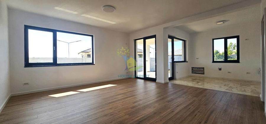 Casă individuală cu 4 camere cu Teren 528 Mp în Corbeanca