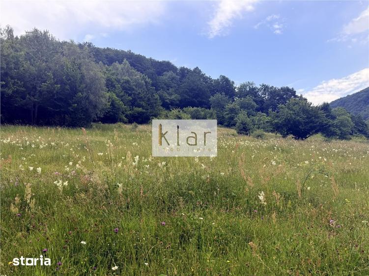 Teren de 1762 mp, în Gilău