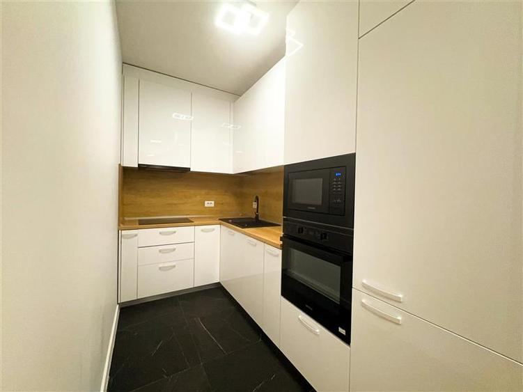 Apartament cu 2 camere decomandat, mobilat în Floreasca