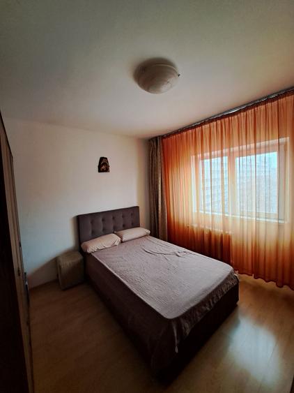 Apartament cu 3 camere decomandat în Militari