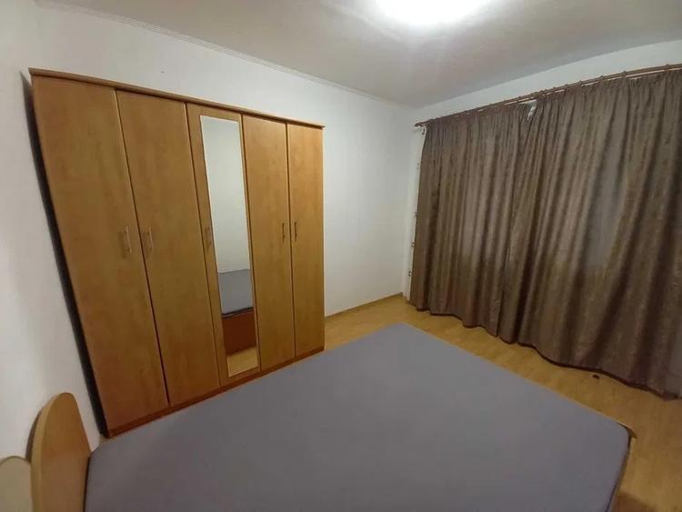 Apartament cu 2 camere semidecomandat, mobilat în Nord