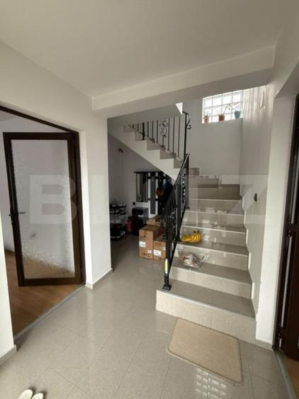 Casă cu 4 camere cu Teren 950 Mp în Mihai Bravu