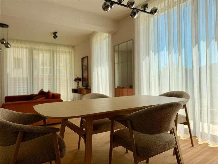 Casă cu 3 camere cu Teren 350 Mp în Exterior Vest
