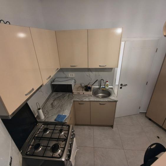 Apartament cu 2 camere decomandat în Aradului