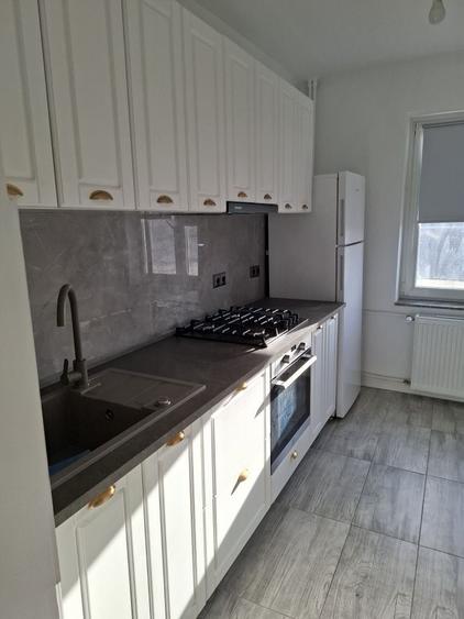 Apartament cu 2 camere decomandat în Dragoș Vodă