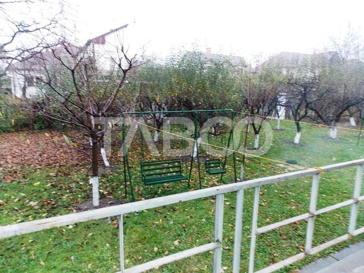 Apartament cu 3 camere decomandat, mobilat în Sub Arini