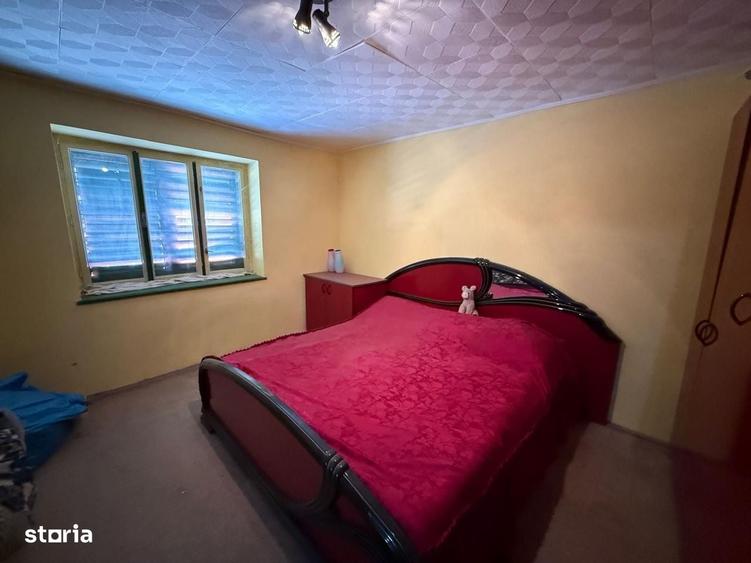 Casă cu 3 camere cu Teren 460 Mp în Slimnic
