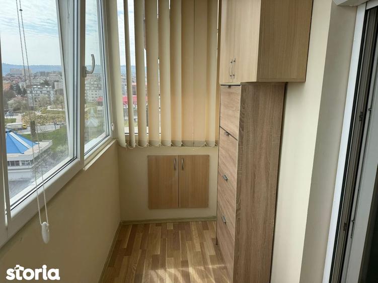Apartament cu 2 camere, mobilat în Zorilor