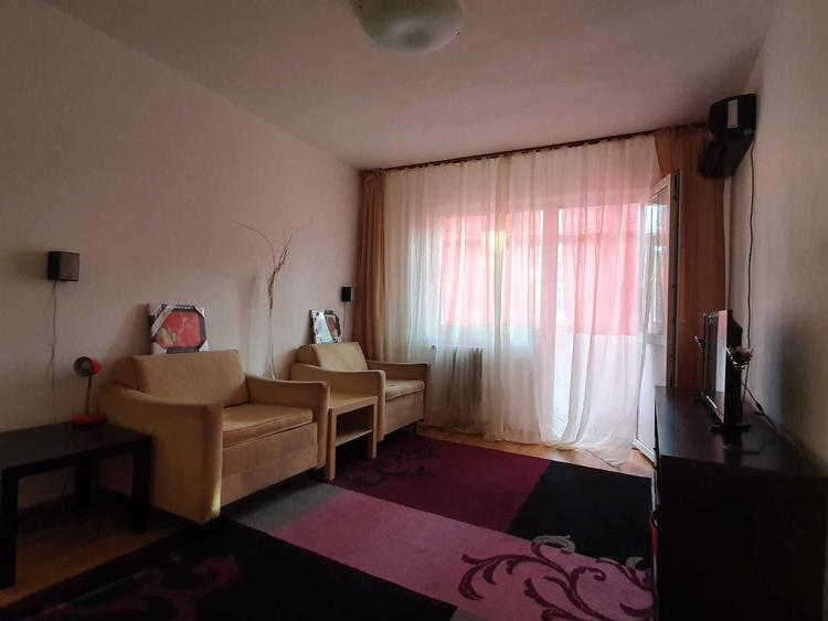 Apartament cu 2 camere decomandat în 9 Mai