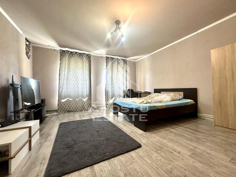Casă individuală cu 4 camere cu Canalizare în Diniaș