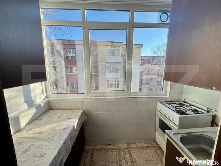 Apartament cu 2 camere decomandat, mobilat în Brazda lui Novac