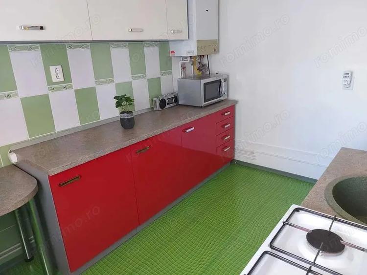 Apartament cu 2 camere decomandat, mobilat în Tudor