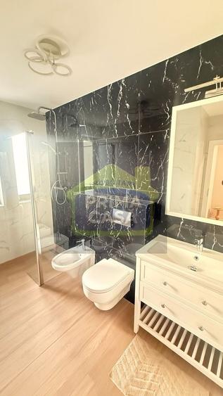 Duplex cu 4 camere cu Canalizare în Orașul Vechi