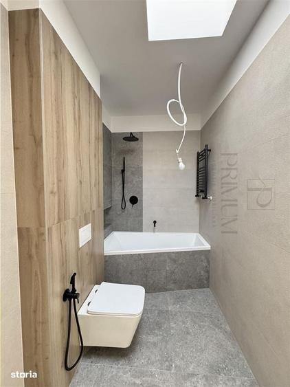 Apartament cu 4 camere în Central