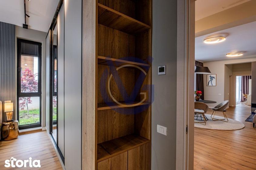 Apartament cu 4 camere, mobilat în Sud