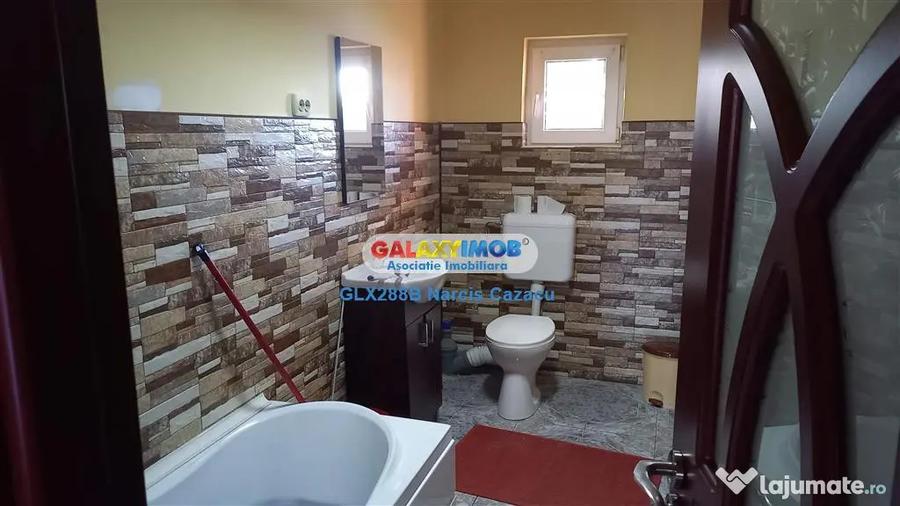 Casă cu 7 camere cu Teren 359 Mp în 1 Mai
