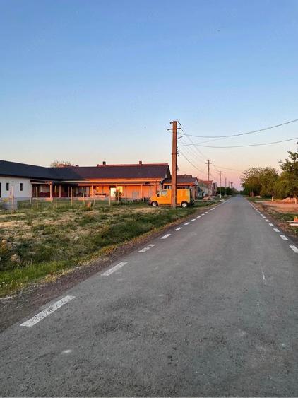 Teren de 1500 mp, în Hitiaș