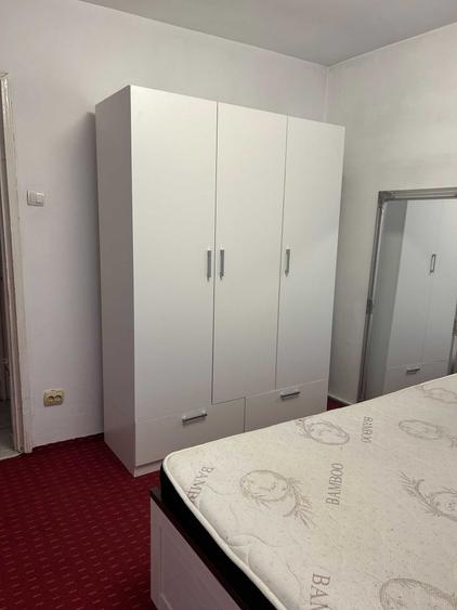 Apartament cu 2 camere decomandat în Exterior Vest