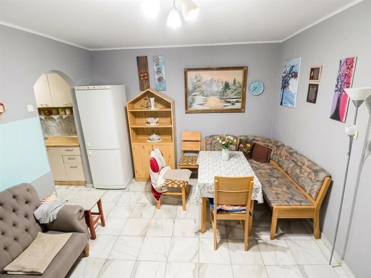 Casă individuală cu 4 camere cu Teren 363 Mp în Oncea