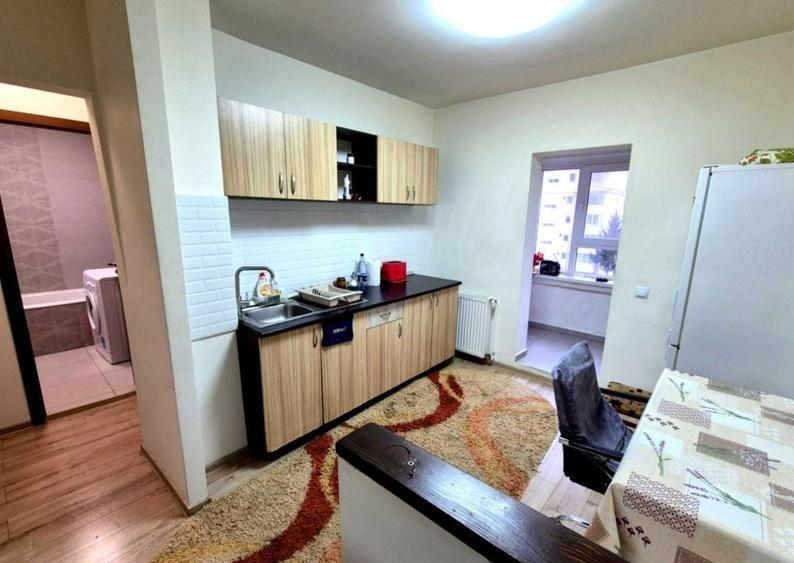 Apartament cu 2 camere decomandat, mobilat în Valea Aurie