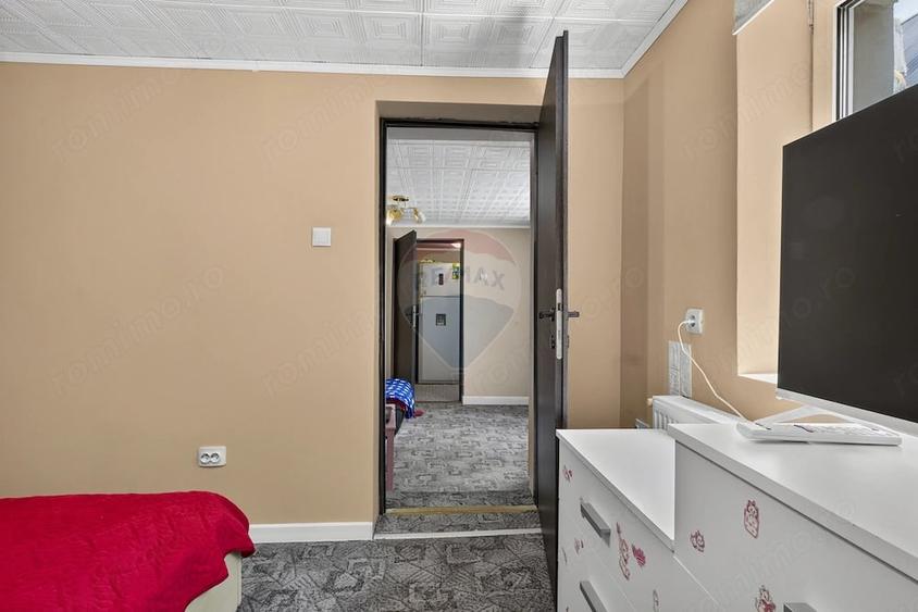 Casă cu Teren 252 Mp în Aradul Nou
