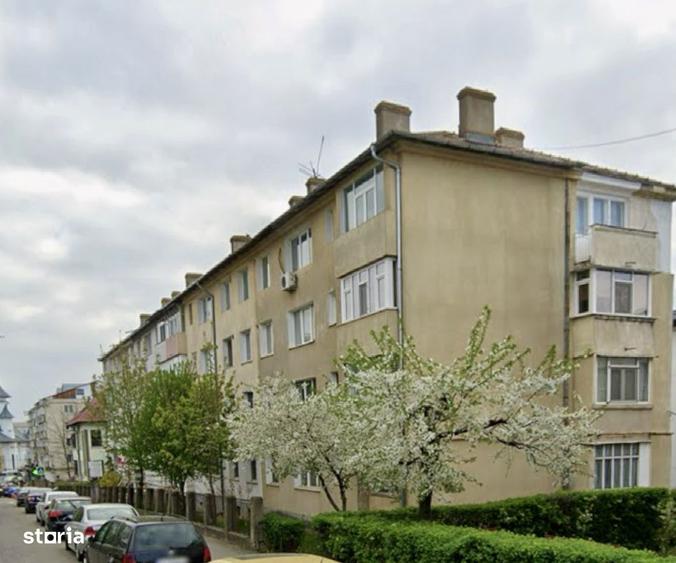 SE INCHIRIAZA Apartament cu 2 camere in zona Spital/Primarie FALTICENI - 9