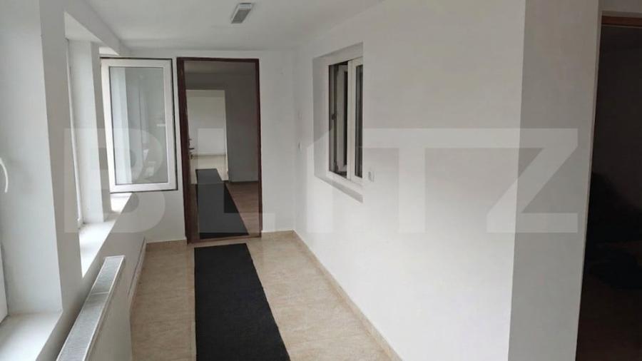 Casă cu 4 camere cu Teren 619 Mp în Cornești
