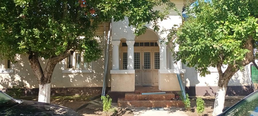 vanzare casa si teren - 8