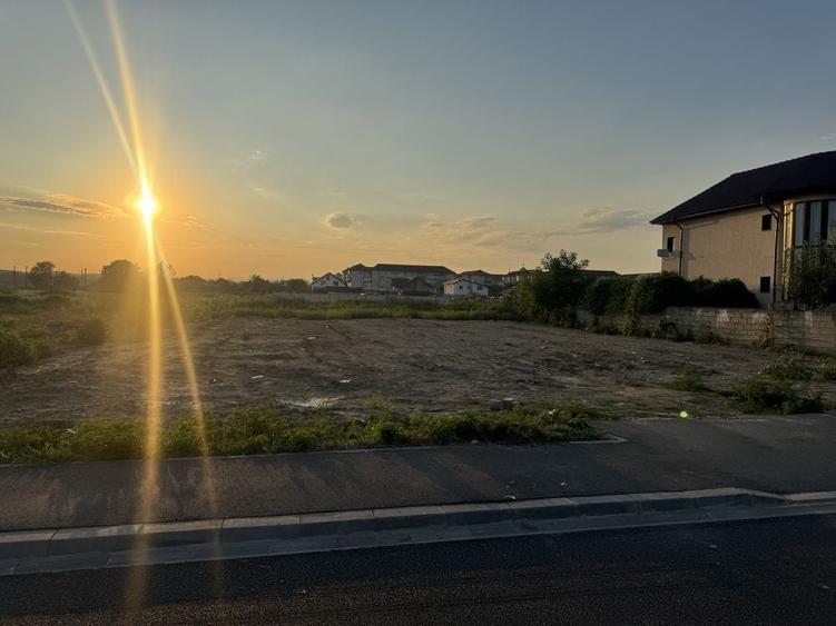 Teren de 841 mp, în Motru