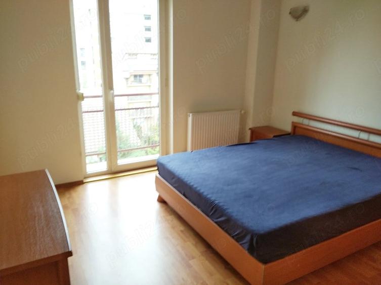 Apartament cu 3 camere decomandat în Aradului