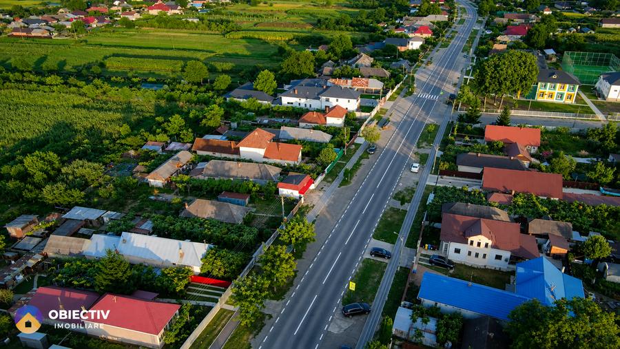 Casă individuală cu 3 camere cu Teren 1194 Mp în Zănești