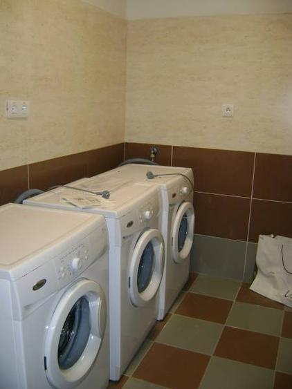 Garsonieră decomandată, mobilată în Olimpia-Stadion