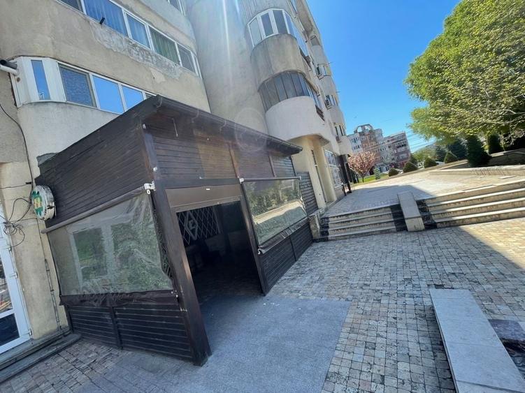 Spațiu comercial, de 70 mp, în Central