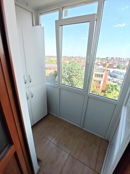 Apartament cu 3 camere decomandat în Alexandriei