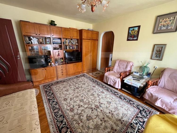 Apartament de vanzare 2 camere, 53 mp, zona Lama - 2