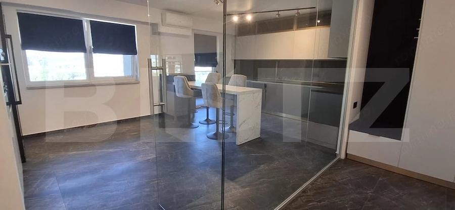 Apartament cu 4 camere decomandat în Filiași