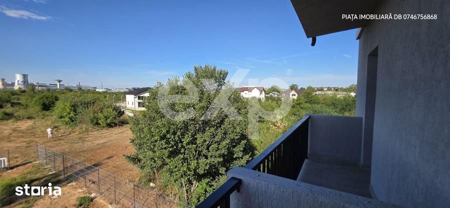 Apartament cu 2 camere, mobilat în Micro 12